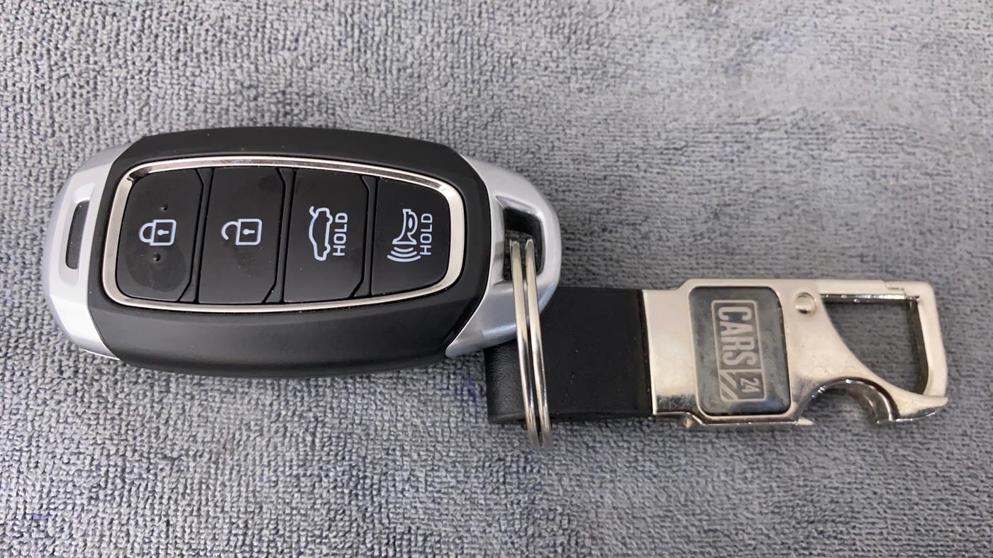 2021 Hyundai Verna SX (O) 1.5 CRDI, Diesel, Manual, 36,033 km, Key Close Up