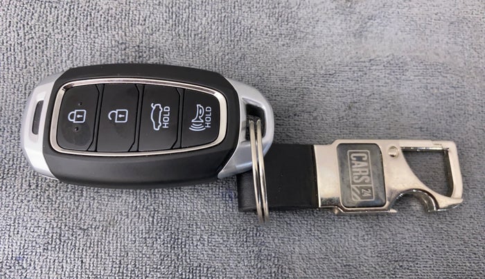 2021 Hyundai Verna SX (O) 1.5 CRDI, Diesel, Manual, 36,033 km, Key Close Up