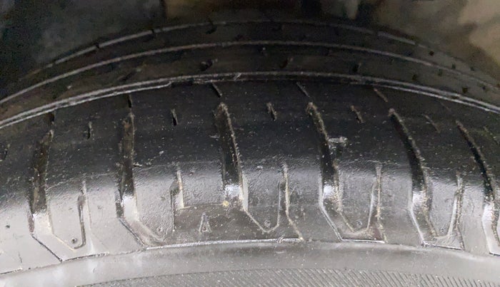 2021 Hyundai Verna SX (O) 1.5 CRDI, Diesel, Manual, 36,033 km, Left Rear Tyre Tread
