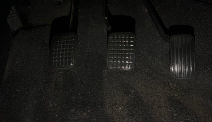 2018 Tata Tiago XE PETROL, CNG, Manual, 53,821 km, Pedals