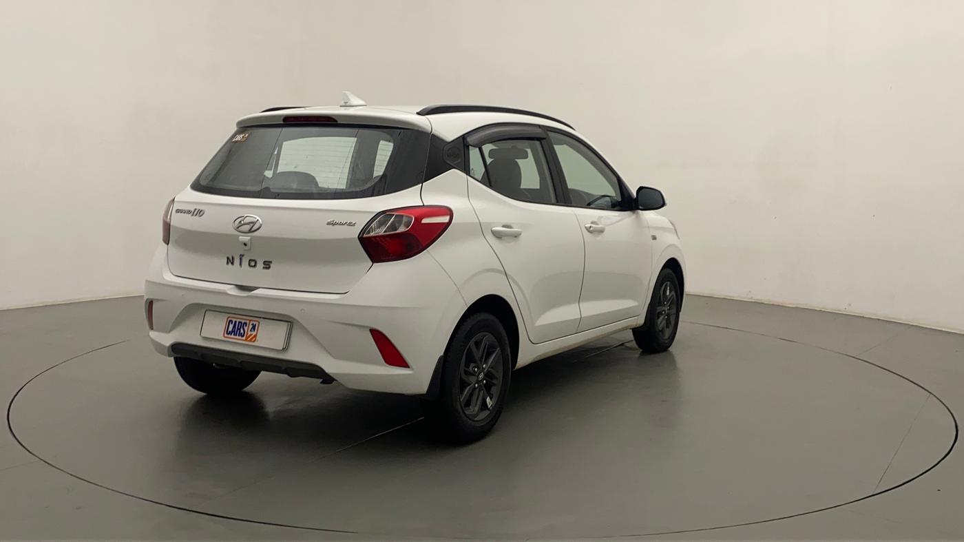 2021 Hyundai GRAND I10 NIOS SPORTZ AMT 1.2 KAPPA VTVT, Petrol, Automatic, 11,769 km, Right Back Diagonal