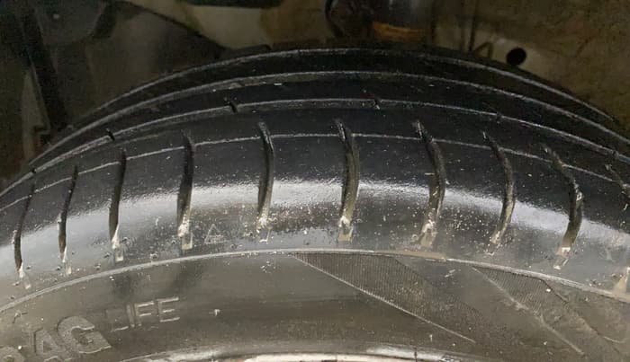 2019 Honda Amaze 1.2L I-VTEC E, CNG, Manual, 59,904 km, Left Front Tyre Tread