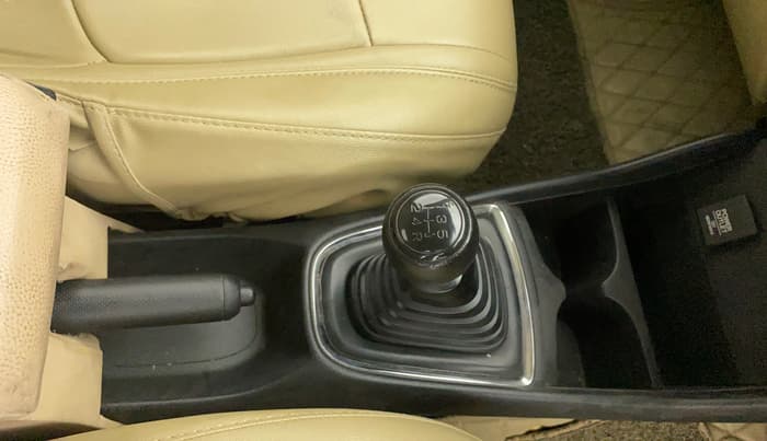 2019 Honda Amaze 1.2L I-VTEC E, CNG, Manual, 59,904 km, Gear Lever