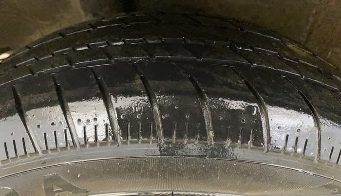 2019 Honda Amaze 1.2L I-VTEC E, CNG, Manual, 59,904 km, Right Rear Tyre Tread