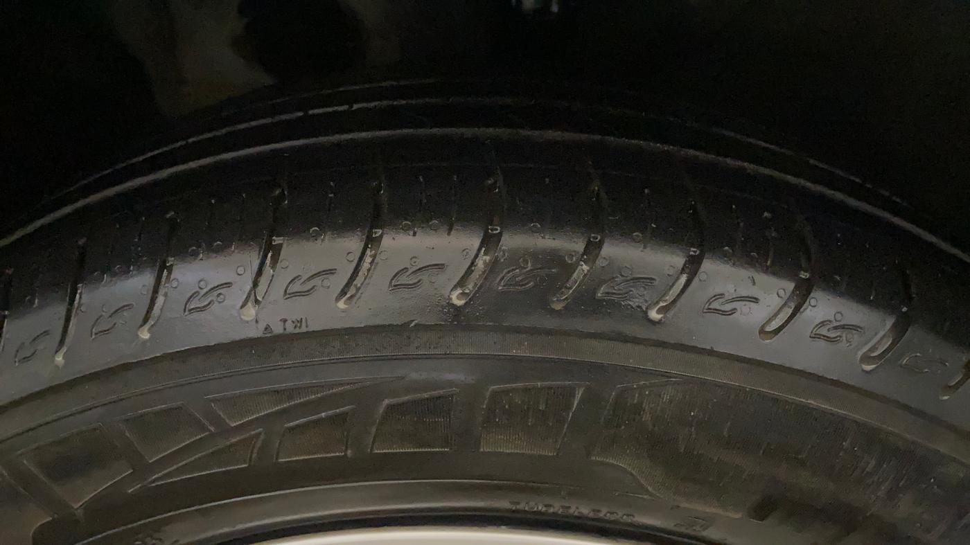2016 Hyundai Creta S 1.6 PETROL, Petrol, Manual, 70,803 km, Left Front Tyre Tread