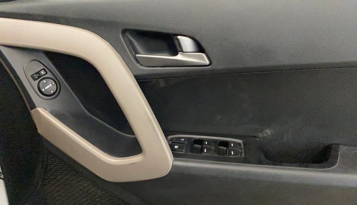 2016 Hyundai Creta S 1.6 PETROL, Petrol, Manual, 70,789 km, Driver Side Door Panels Control