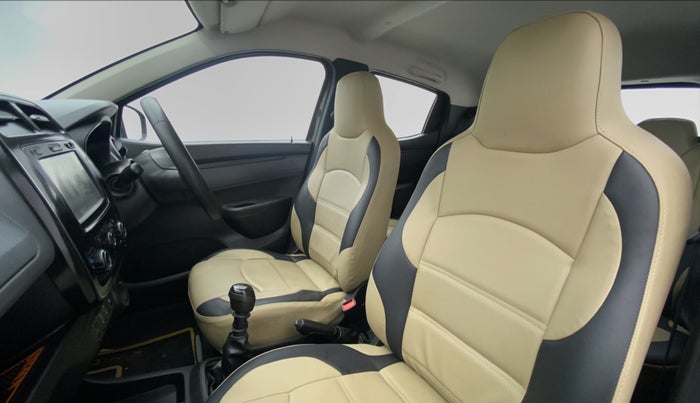 2017 Renault Kwid 1.0 RXT, Petrol, Manual, 31,147 km, Right Side Front Door Cabin View