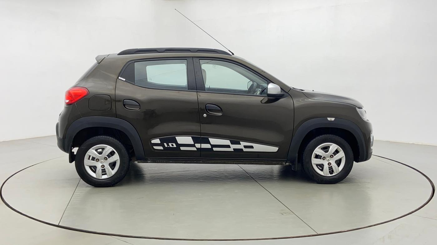 2017 Renault Kwid 1.0 RXT, Petrol, Manual, 31,147 km, Right Side View