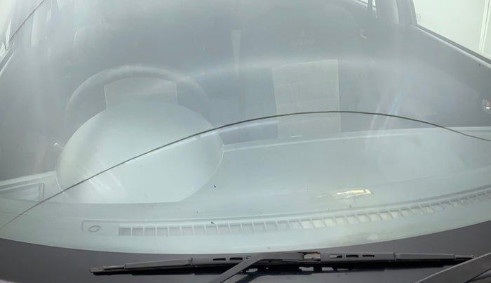 2010 Maruti Swift Dzire VXI, Petrol, Manual, 65,403 km, Front windshield - Minor spot on windshield