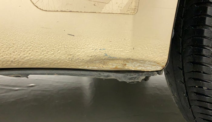 2010 Maruti Swift Dzire VXI, Petrol, Manual, 65,403 km, Left running board - Slight discoloration