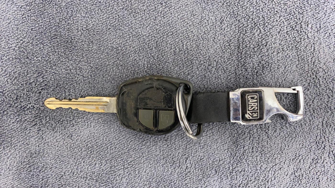 2010 Maruti Swift Dzire VXI, Petrol, Manual, 65,403 km, Key Close Up
