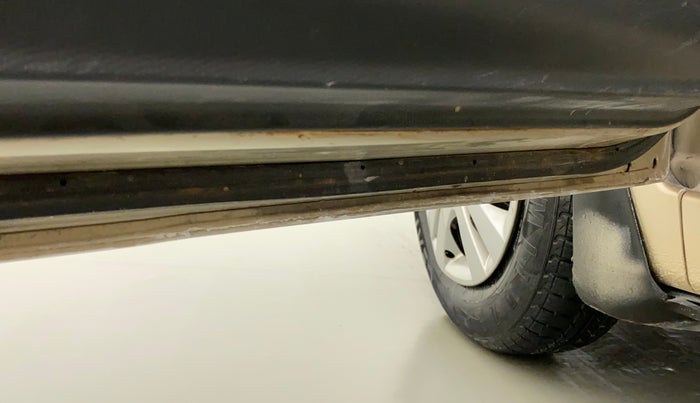 2010 Maruti Swift Dzire VXI, Petrol, Manual, 65,403 km, Front passenger door - Slight discoloration