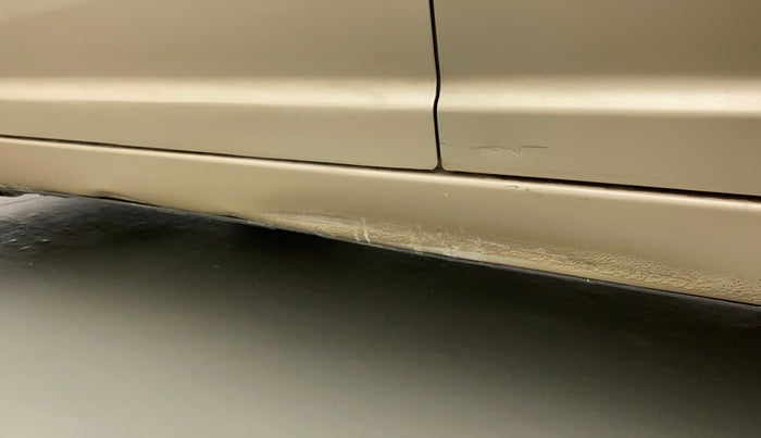2010 Maruti Swift Dzire VXI, Petrol, Manual, 65,403 km, Left running board - Slightly dented
