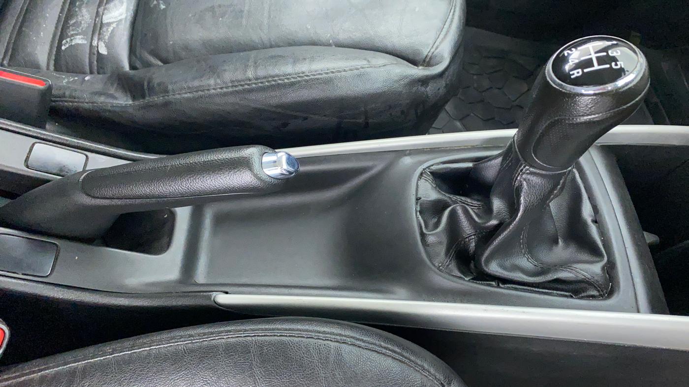 2018 Maruti Baleno DELTA 1.2 K12, Petrol, Manual, 39,910 km, Gear Lever