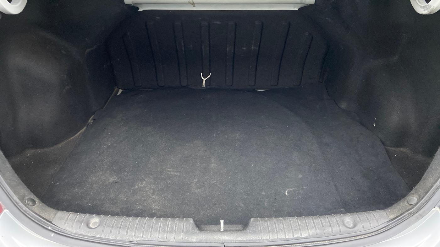 2014 Hyundai Verna FLUIDIC 1.6 CRDI SX OPT AT, Diesel, Automatic, 99,781 km, Boot Inside