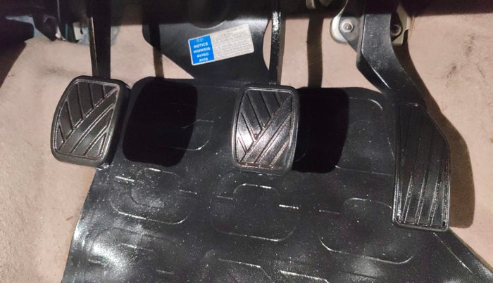 2014 Maruti Swift Dzire ZXI, Petrol, Manual, 69,292 km, Pedals