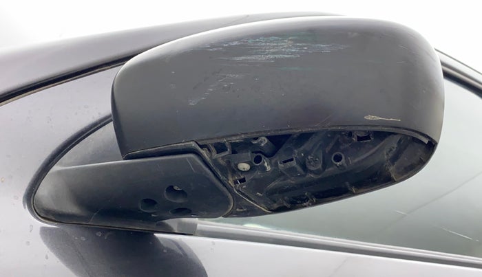 2017 Maruti Alto K10 VXI, Petrol, Manual, 71,207 km, Left rear-view mirror - Cover has minor damage