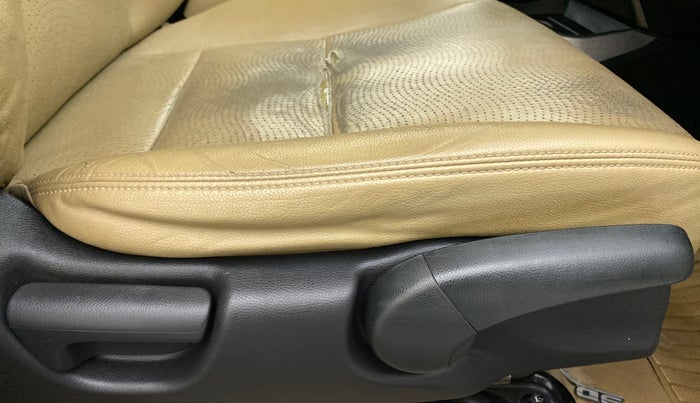 2015 Honda City VX CVT PETROL, Petrol, Automatic, 88,952 km, Driver Side Adjustment Panel
