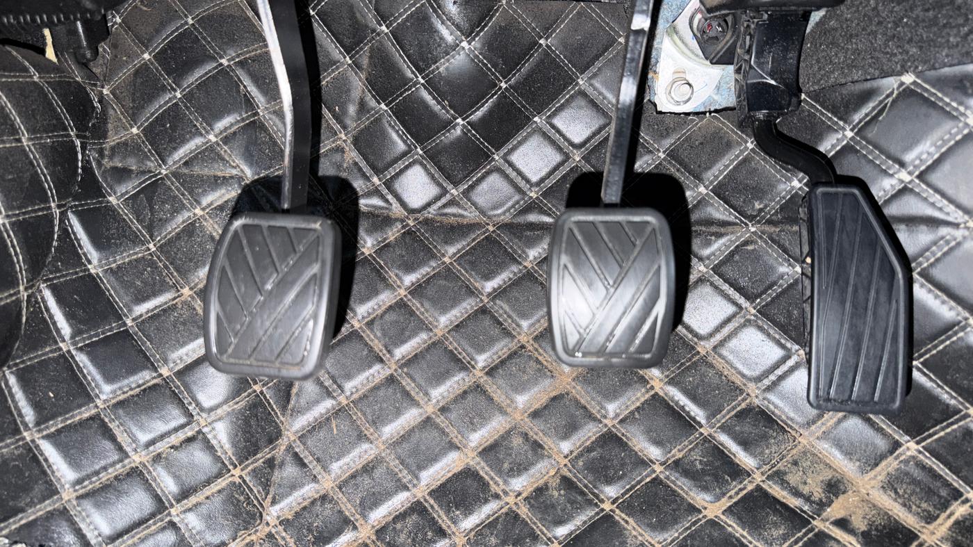 2022 Maruti New Wagon-R LXI CNG 1.0, CNG, Manual, 75,436 km, Pedals