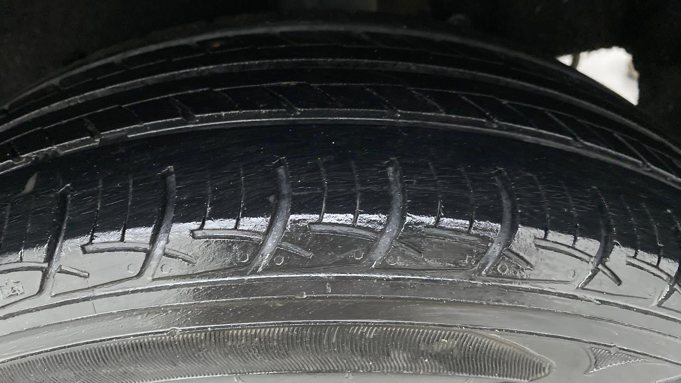 2018 Maruti Baleno DELTA 1.2 K12, Petrol, Manual, 41,283 km, Left Rear Tyre Tread