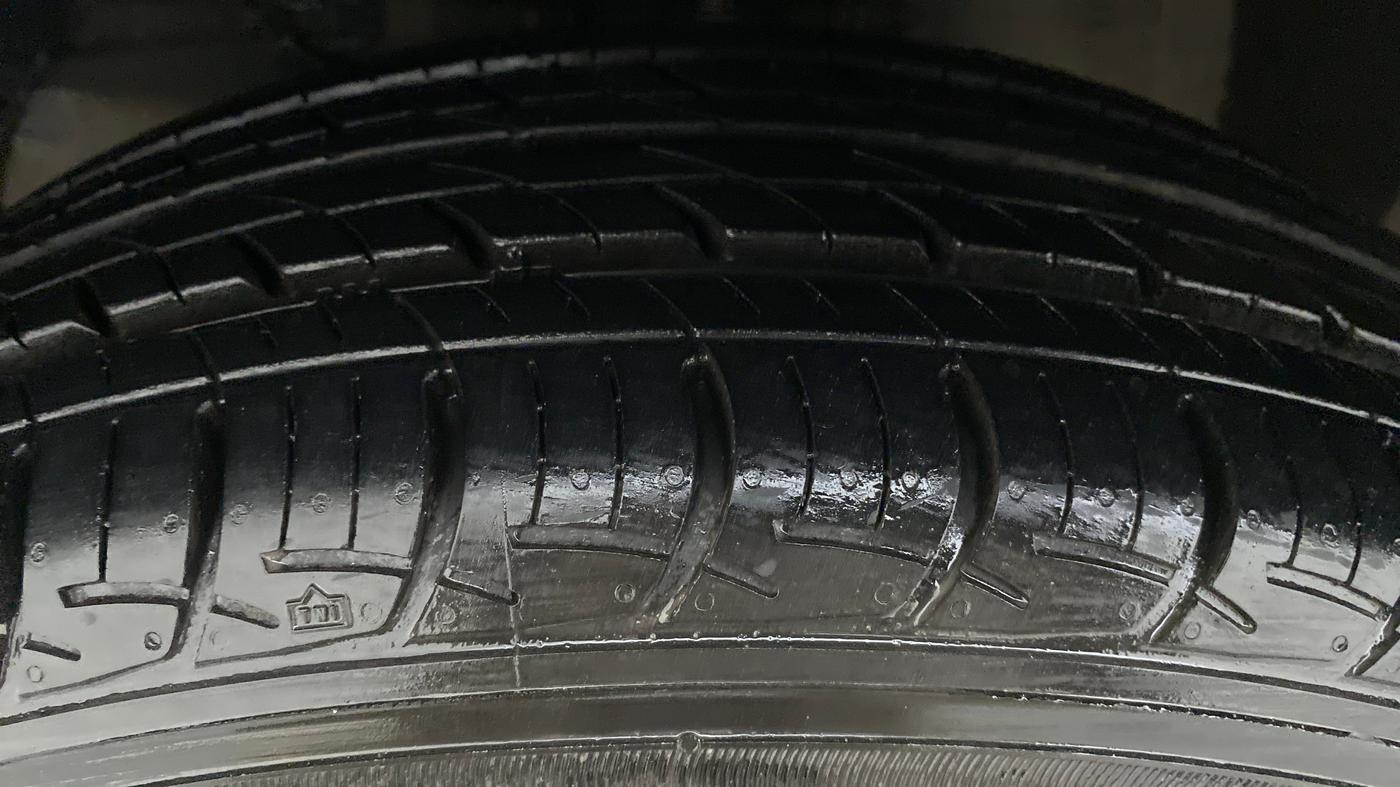 2018 Maruti Baleno DELTA 1.2 K12, Petrol, Manual, 41,283 km, Left Front Tyre Tread