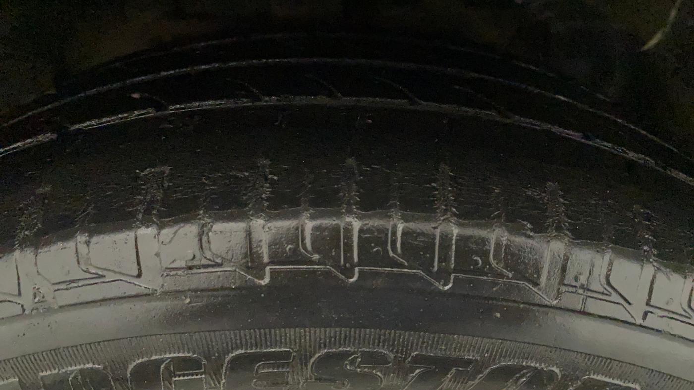 2016 Tata Zest XT PETROL, Petrol, Manual, 41,081 km, Right Front Tyre Tread