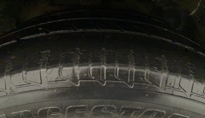 2016 Tata Zest XT PETROL, Petrol, Manual, 41,081 km, Right Front Tyre Tread