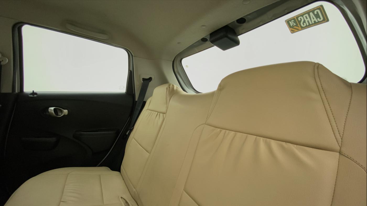 2019 Datsun Go T(O), Petrol, Manual, 22,849 km, Right Side Rear Door Cabin