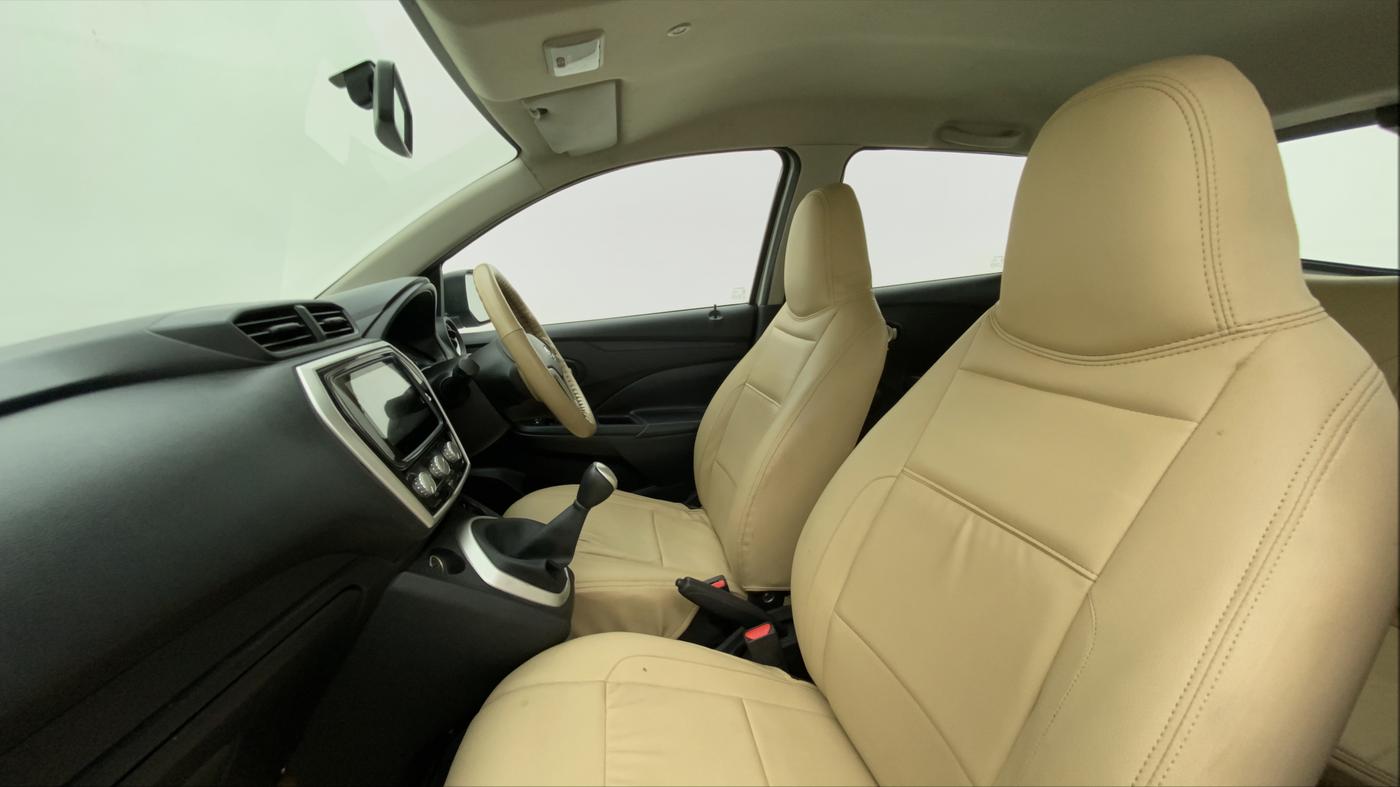 2019 Datsun Go T(O), Petrol, Manual, 22,849 km, Right Side Front Door Cabin