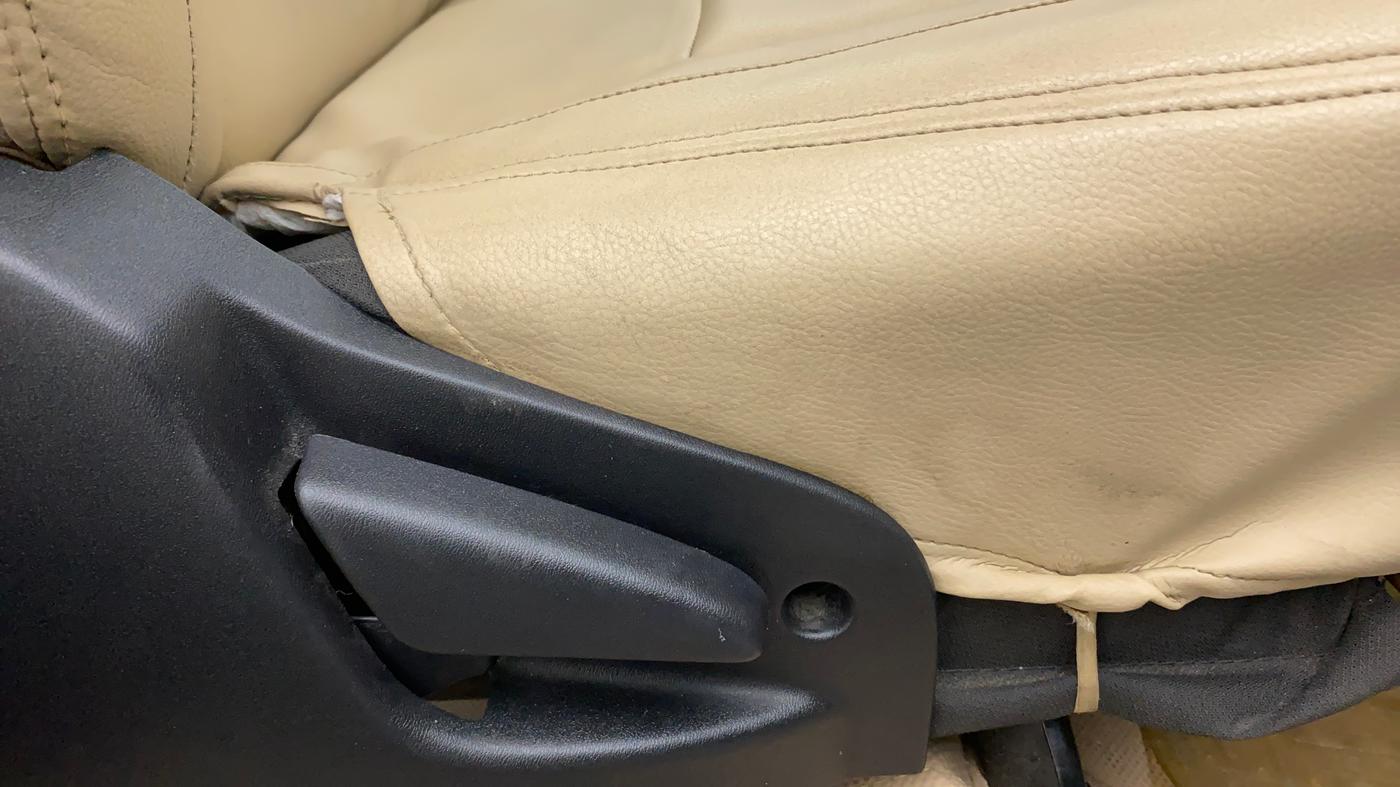 2019 Datsun Go T(O), Petrol, Manual, 22,849 km, Driver Side Adjustment Panel