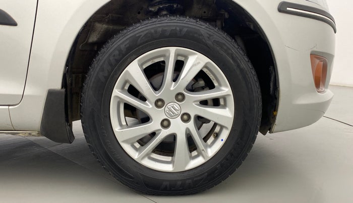 2014 Maruti Swift ZDI, Diesel, Manual, 43,700 km, Right Front Wheel