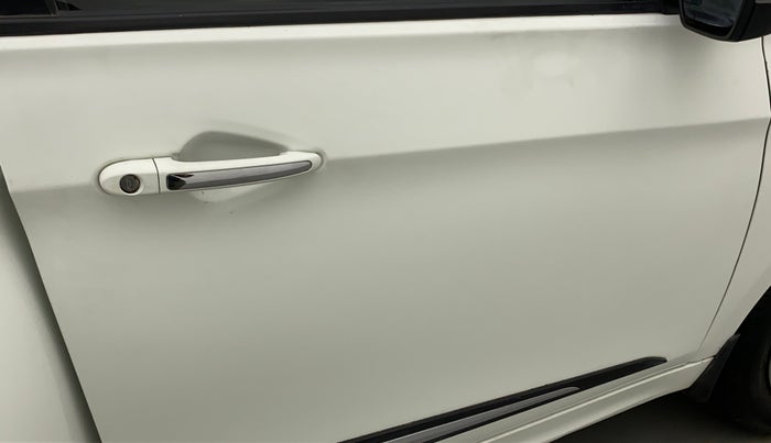 2022 Tata Tiago XZ PLUS CNG, CNG, Manual, 5,237 km, Driver-side door - Slightly rusted