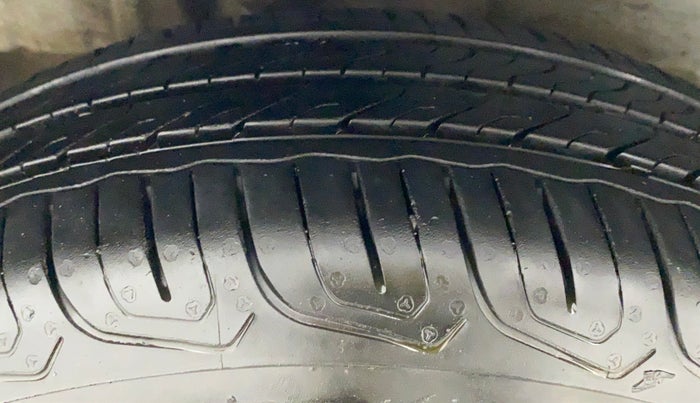 2022 Tata Tiago XZ PLUS CNG, CNG, Manual, 5,237 km, Right Rear Tyre Tread