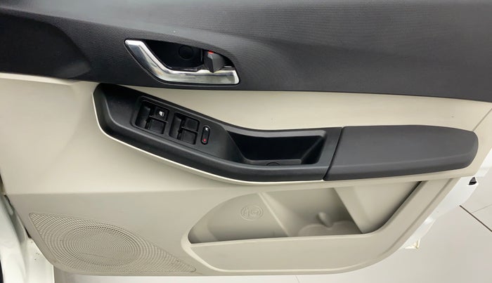 2022 Tata Tiago XZ PLUS CNG, CNG, Manual, 5,237 km, Driver Side Door Panels Control