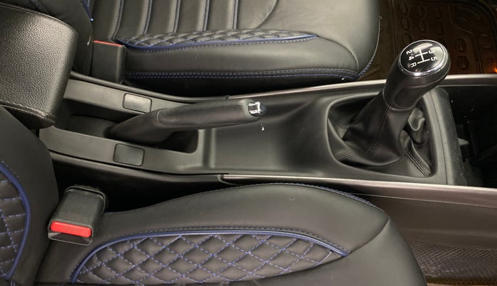 2019 Maruti Baleno ZETA PETROL 1.2, Petrol, Manual, 99,637 km, Gear Lever