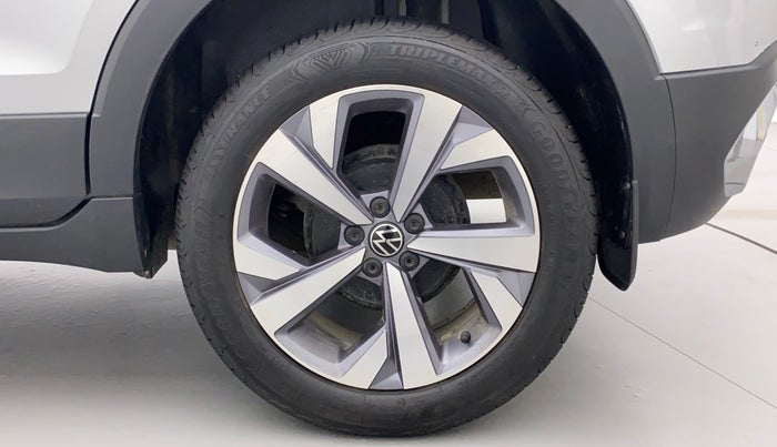 2022 Volkswagen TAIGUN TOPLINE 1.0 TSI MT, Petrol, Manual, 5,259 km, Left Rear Wheel