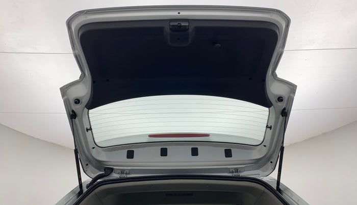 2022 Volkswagen TAIGUN TOPLINE 1.0 TSI MT, Petrol, Manual, 5,259 km, Boot Door Open