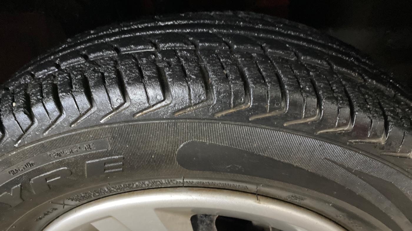 2015 Renault Kwid RXT 0.8, Petrol, Manual, 32,659 km, Right Front Tyre Tread