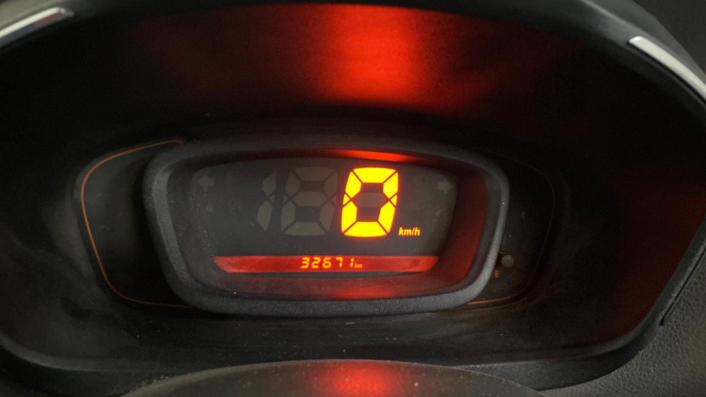 2015 Renault Kwid RXT 0.8, Petrol, Manual, 32,659 km, Odometer Image