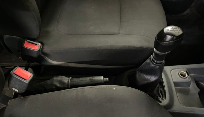 2015 Renault Kwid RXT 0.8, Petrol, Manual, 32,661 km, Gear Lever