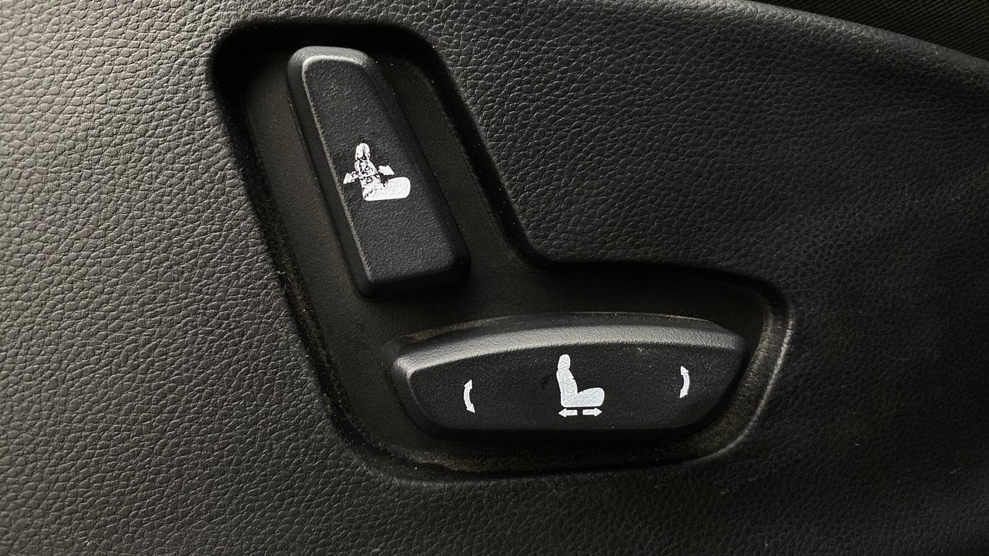 2020 MG HECTOR SHARP 1.5 DCT PETROL, Petrol, Automatic, 95,703 km, Driver Side Adjustment Panel