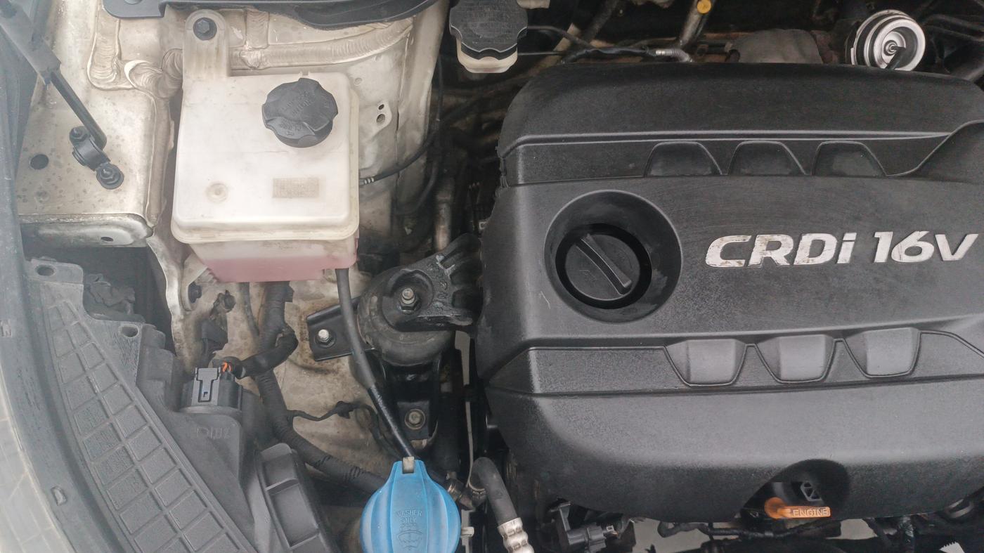 2018 Hyundai Creta SX AT 1.6 DIESEL, Diesel, Automatic, 1,27,141 km, Engine View - Right