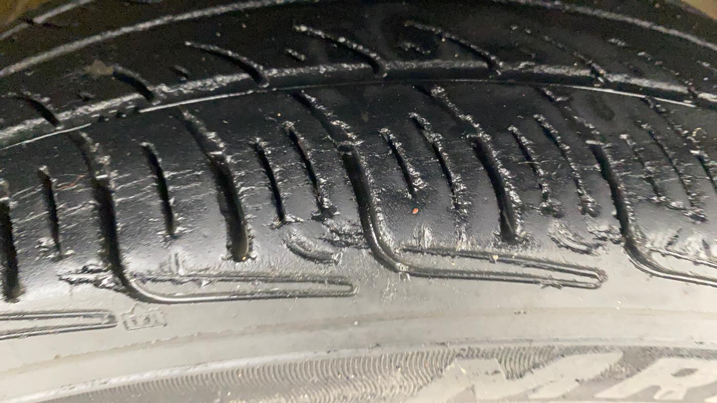 2013 Maruti Alto K10 VXI, Petrol, Manual, 59,793 km, Right Front Tyre Tread