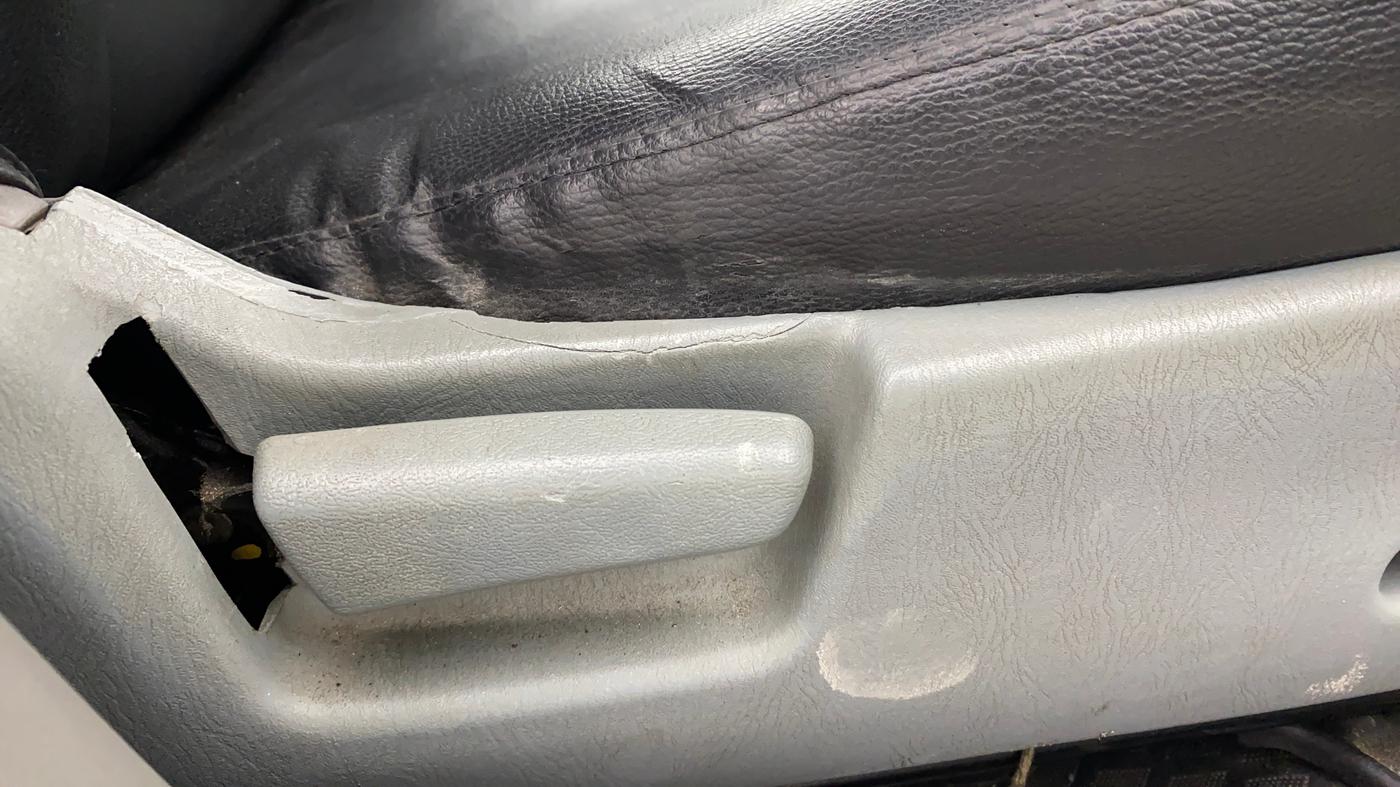 2013 Maruti Alto K10 VXI, Petrol, Manual, 59,793 km, Driver Side Adjustment Panel