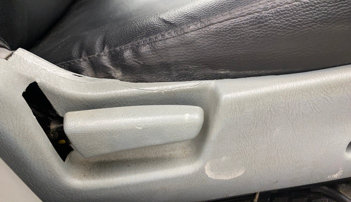 2013 Maruti Alto K10 VXI, Petrol, Manual, 59,641 km, Driver Side Adjustment Panel