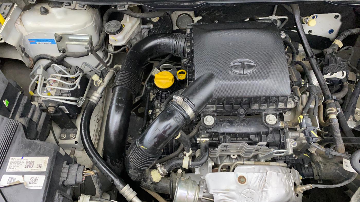 2022 Tata NEXON XZA PLUS PETROL, Petrol, Automatic, 23,311 km, Engine View - Right