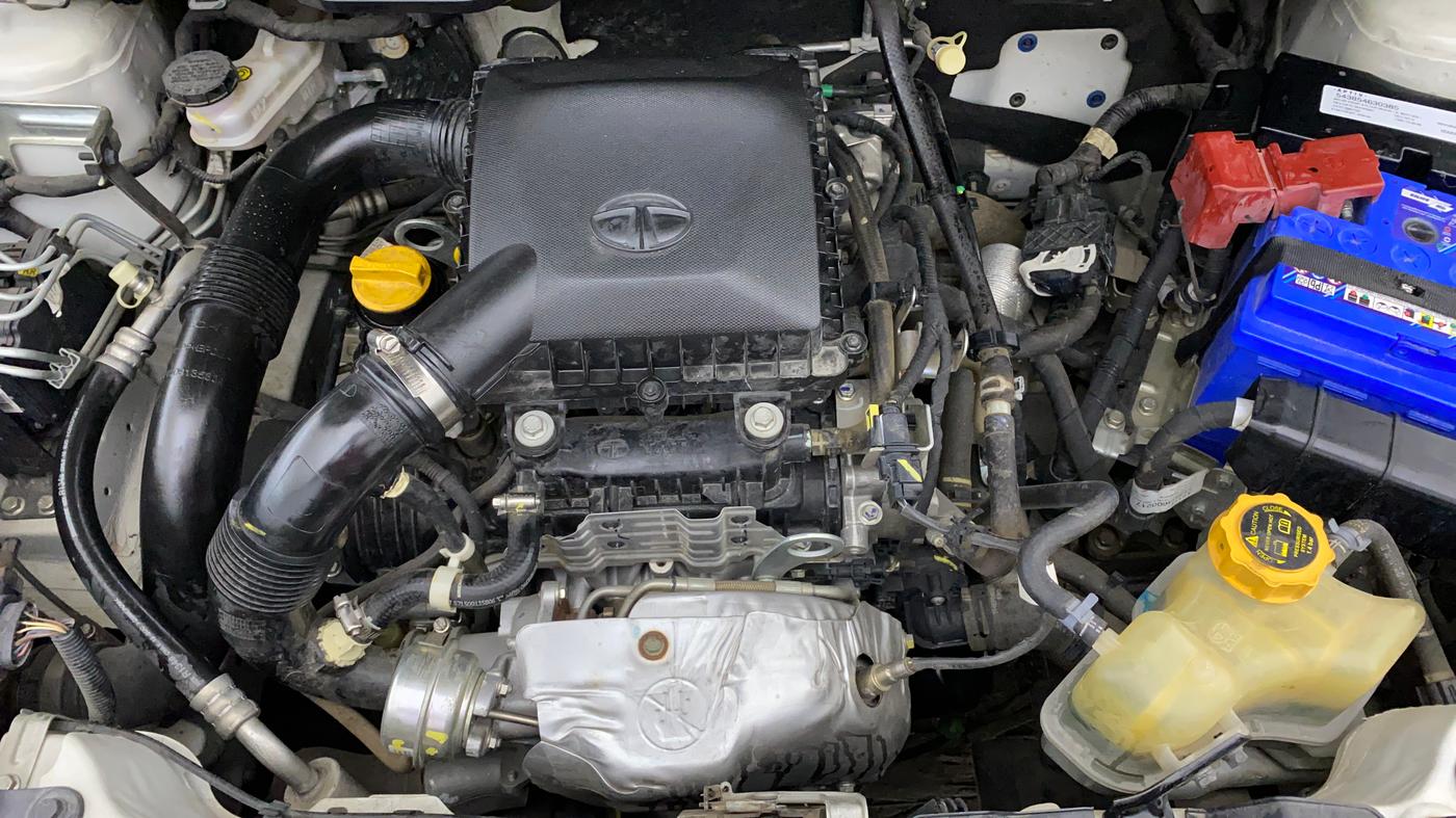 2022 Tata NEXON XZA PLUS PETROL, Petrol, Automatic, 23,311 km, Engine View