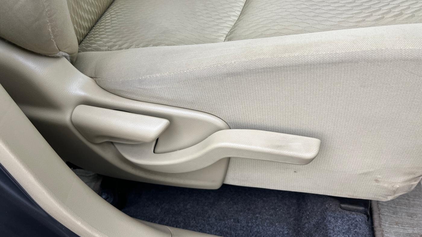 2015 Honda Amaze 1.2L I-VTEC S, Petrol, Manual, 62,387 km, Driver Side Adjustment Panel