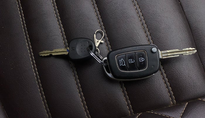 2018 Hyundai Elite i20 ASTA 1.2  CVT, Petrol, Automatic, 63,188 km, Key Close Up