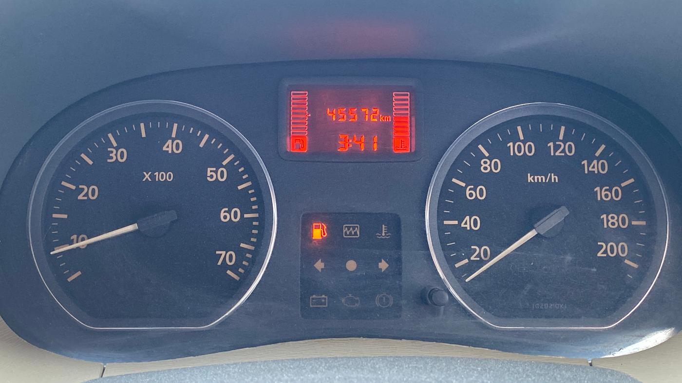 2015 Nissan Terrano XL (P), Petrol, Manual, 45,514 km, Odometer Image